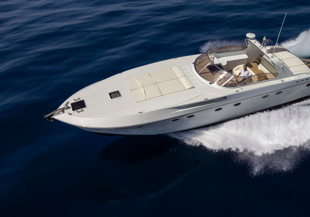 Click here to mend Powerboats